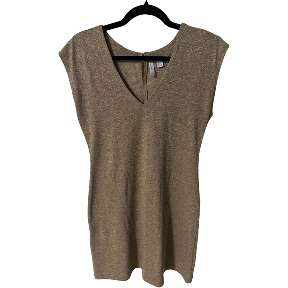 Old Navy Dresses & Skirts - A beautiful Old Navy dress in extra small